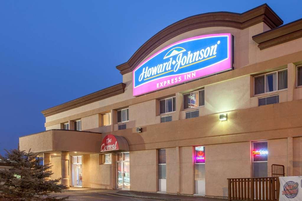 Howard Johnson By Wyndham Winnipeg West Εξωτερικό φωτογραφία